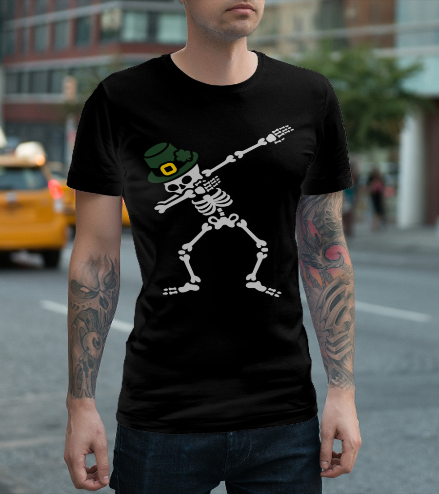 Dabbing Skeleton St. Patrick's Day Green Hat T-Shirt