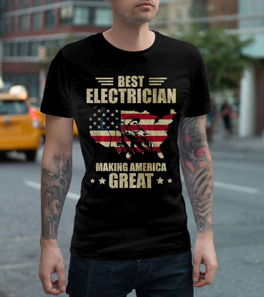 Best Electrician Making America Great USA Flag Map T-Shirt