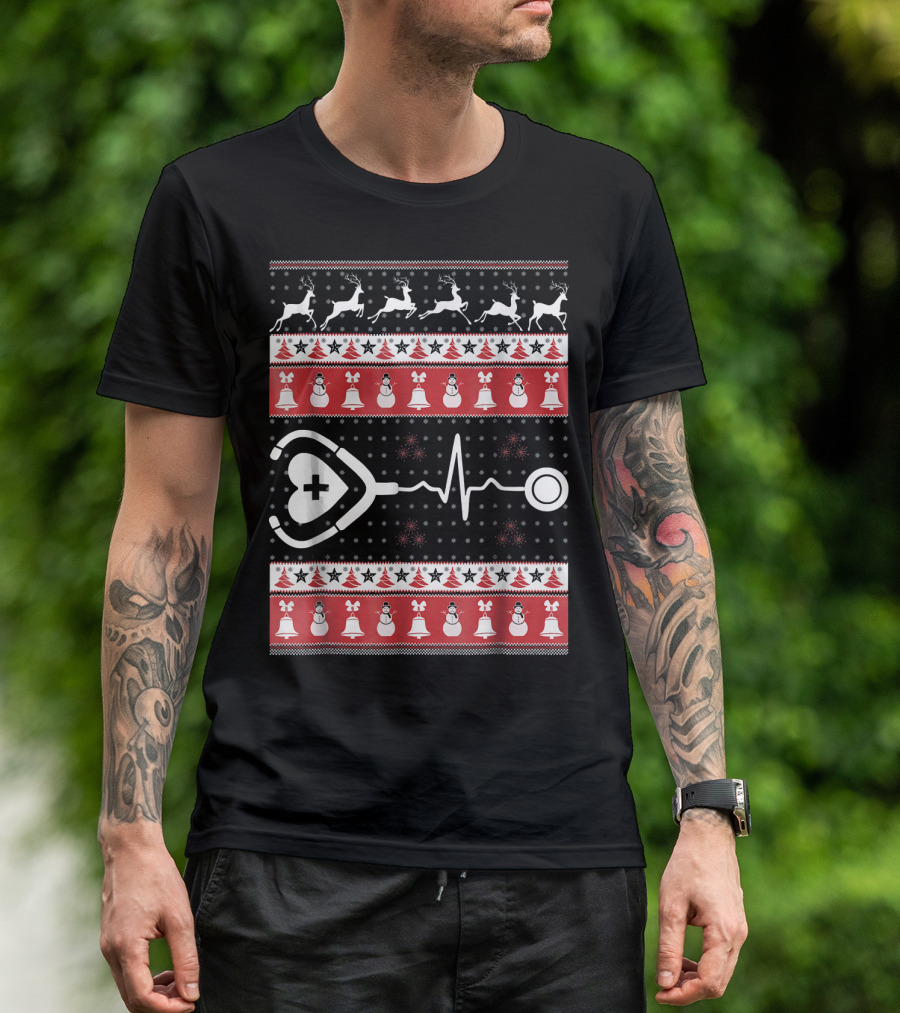 Christmas Nurse Stethoscope Heartbeat Reindeer Snowman T-Shirt