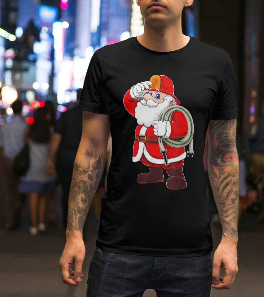 Christmas Firefighter Santa With Fire Hose T-Shirt