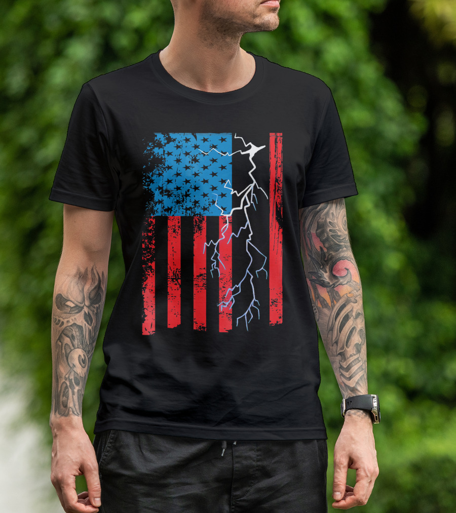 Electrician Mechanic American Flag With Lightning Bolt T-Shirt