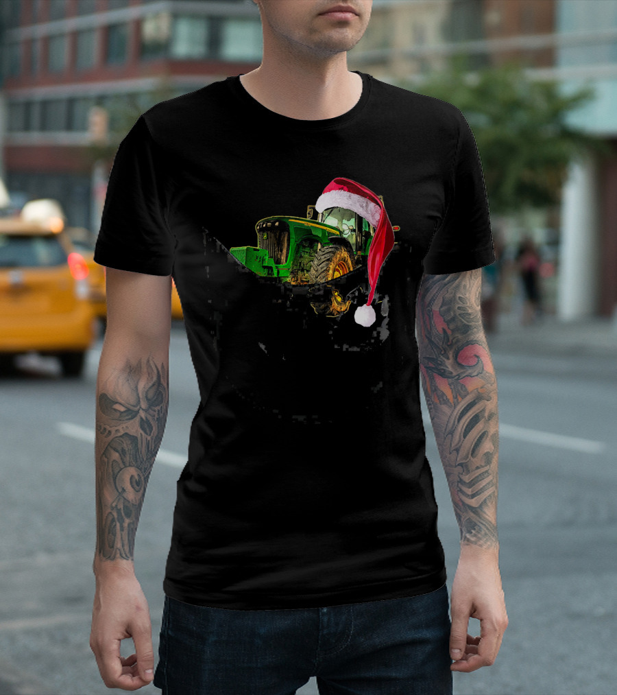 Farm Tractor With Santa Hat Merry Christmas T-Shirt