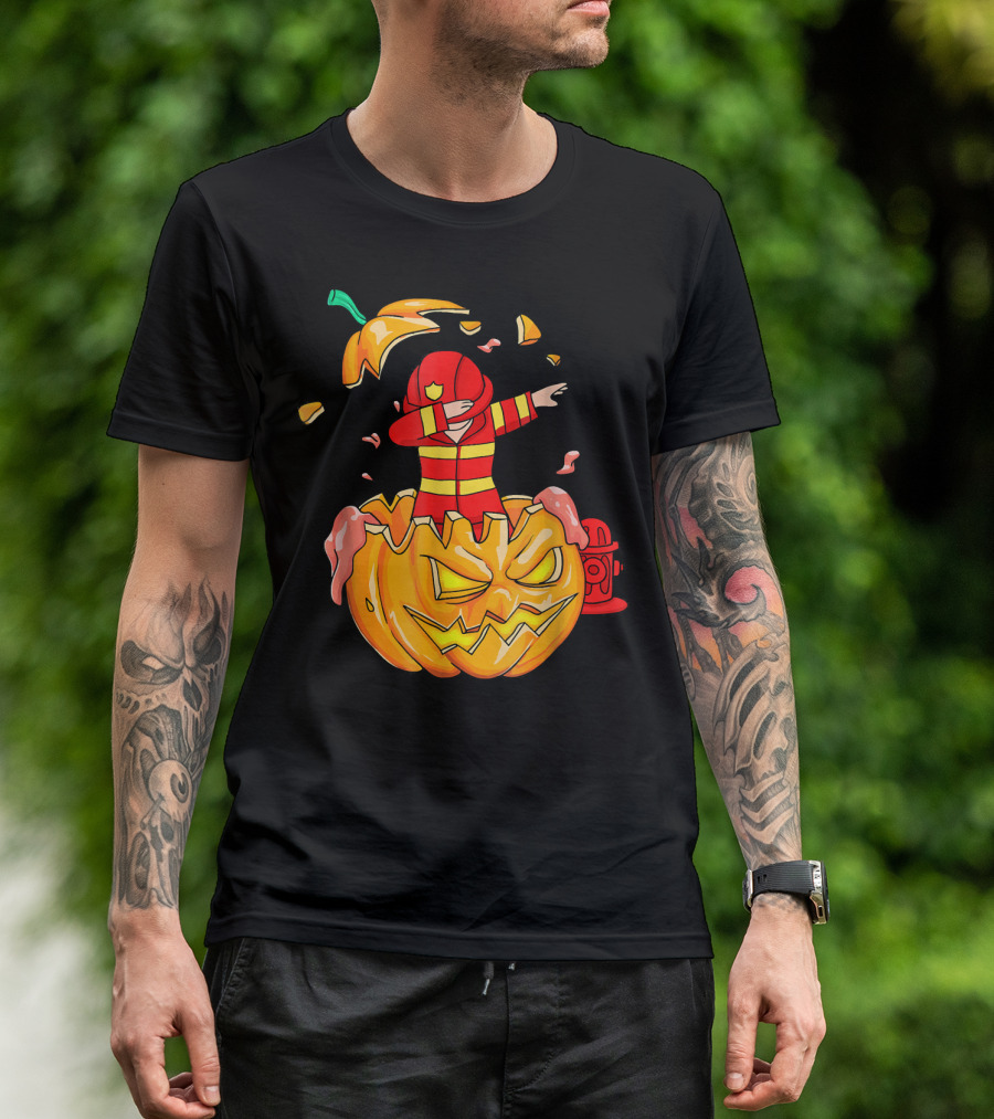 Firefighter Dabbing Pumpkin Halloween Mashup T-Shirt