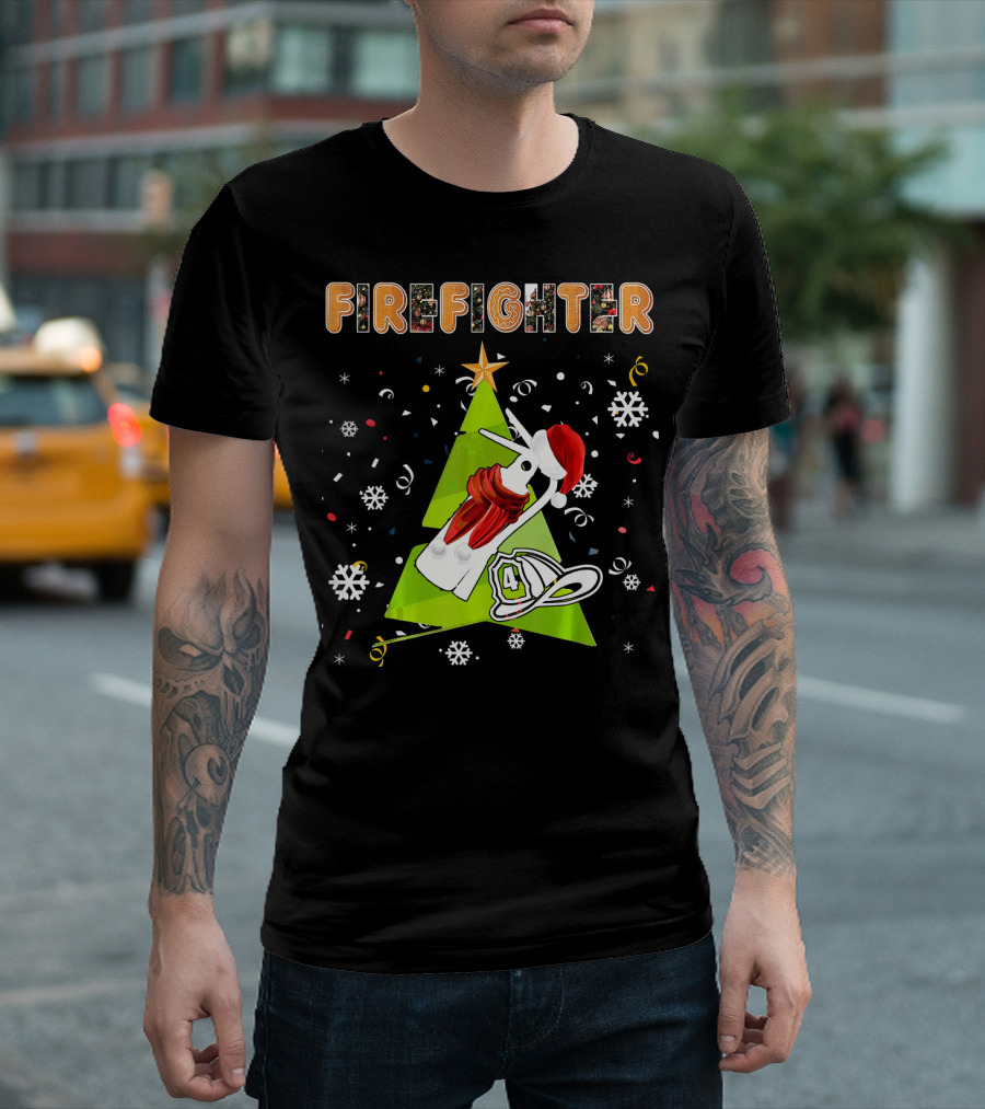Firefighter Christmas Tree Snowflakes Gingerbread Hat T-Shirt