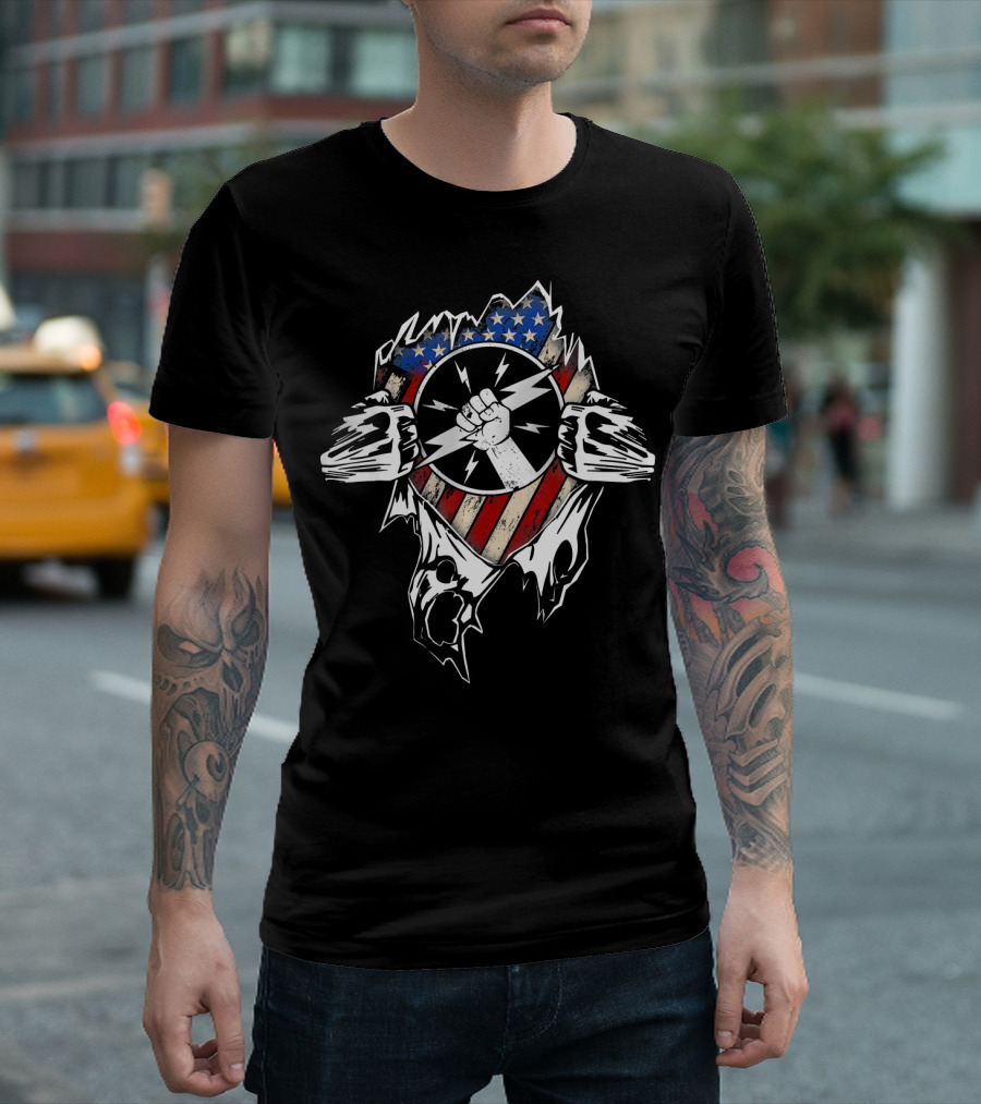 America Electrician Engineer Fist with Lightning and Flag T-Shirt