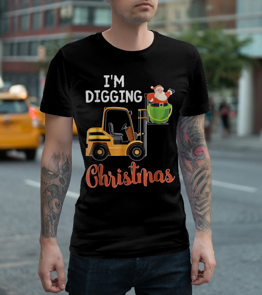 I'm Digging Christmas Santa Claus Tractor T-Shirt