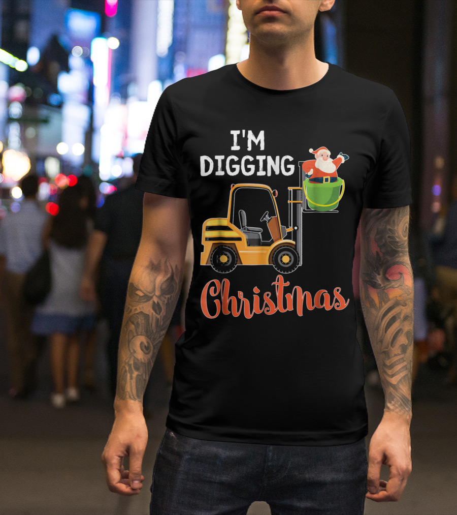 I'm Digging Christmas Santa Claus Tractor T-Shirt