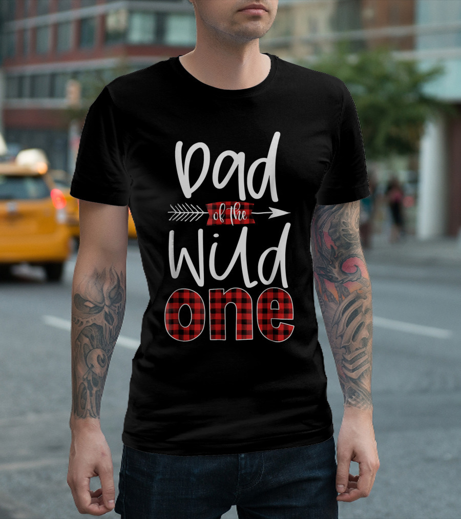 Dad Of The Wild One Plaid Arrow T-Shirt