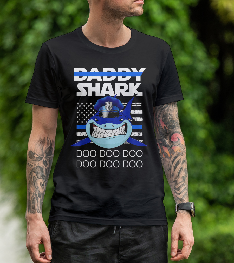 Daddy Shark Police Doo Doo Doo American Flag Cop Badge T-Shirt