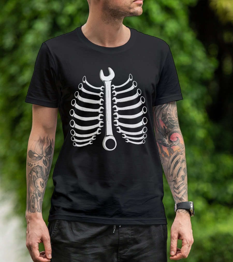 Novelty Wrenches Skeleton Ribcage Mechanic Worker T-Shirt
