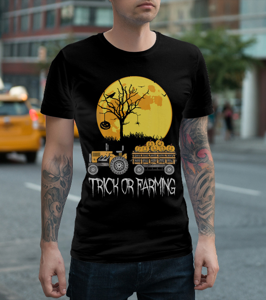 Trick Or Farming Halloween Pumpkin Tractor Moon Scene T-Shirt