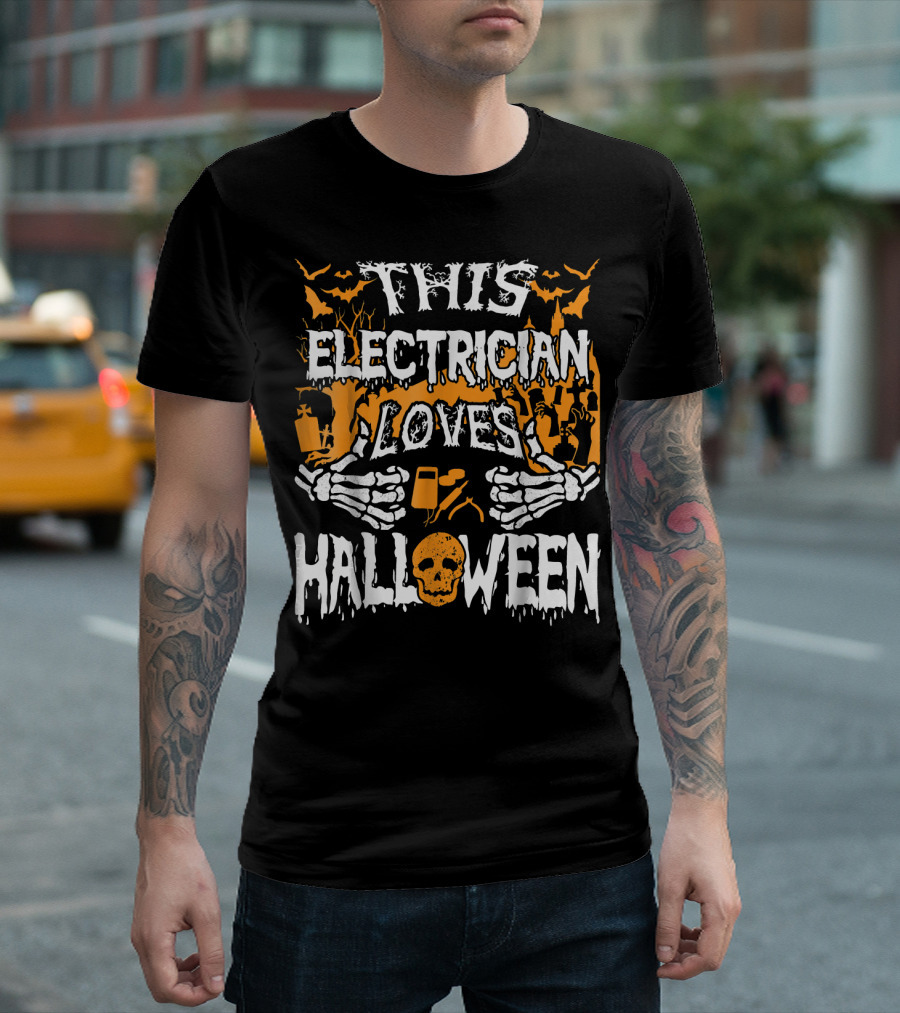 THIS ELECTRICIAN LOVES HALLOWEEN T-Shirt