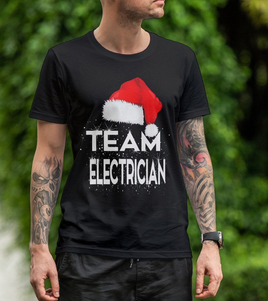 Team Electrician Santa Hat Christmas Matching Family T-Shirt