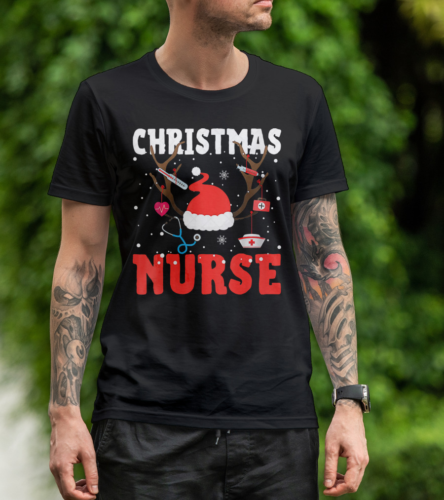 Christmas Nurse Hat Antlers Stethoscope Syringe Ornaments T-Shirt