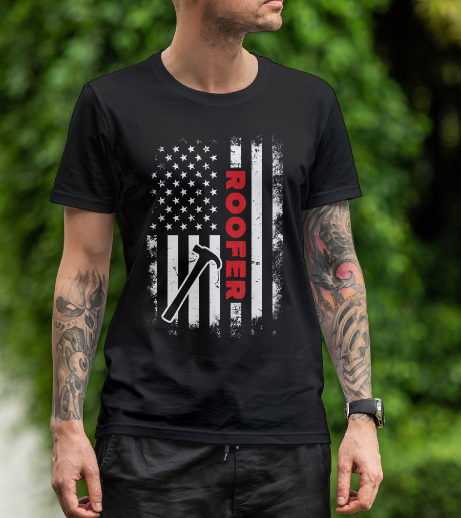 American Flag Roofer Hammer Tool Patriot T-Shirt