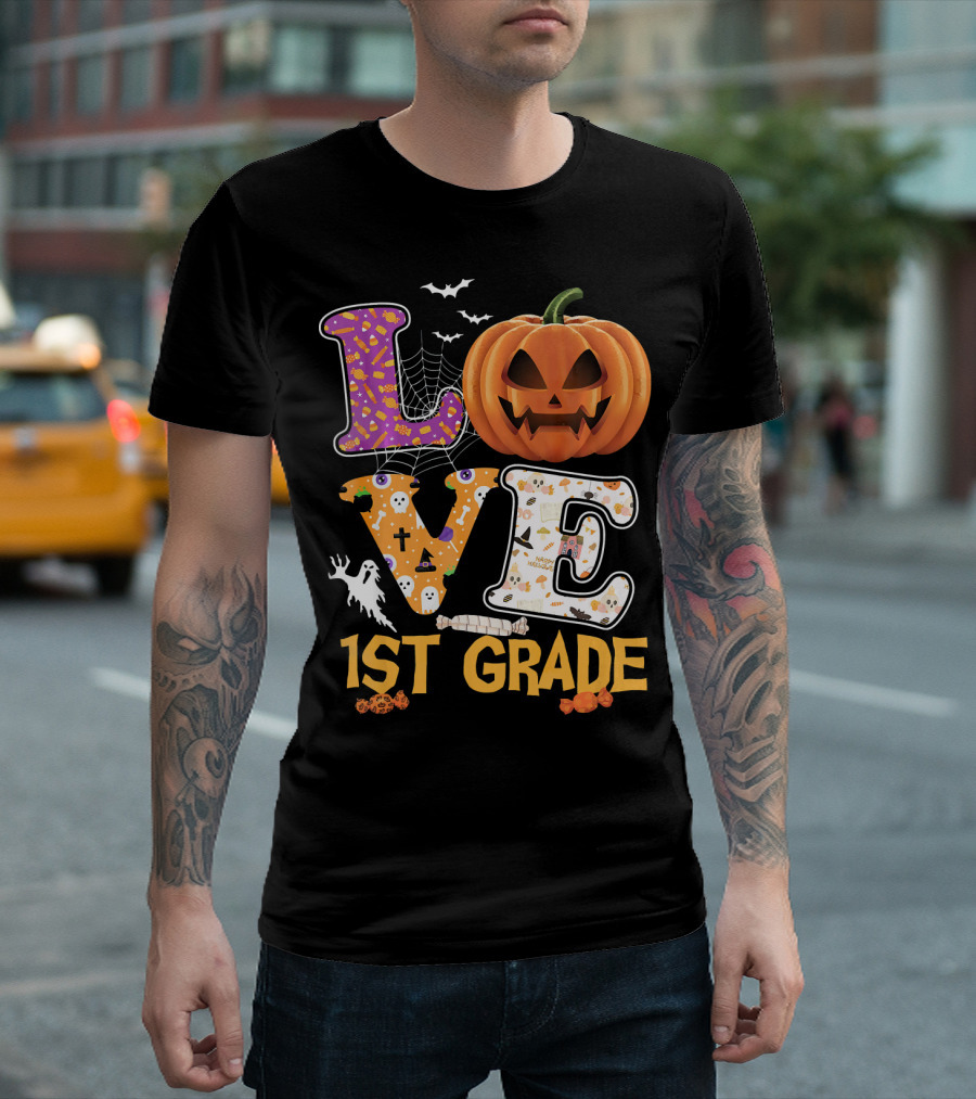Halloween Love Pumpkin 1st Grade Teacher Ghost Spider Web T-Shirt