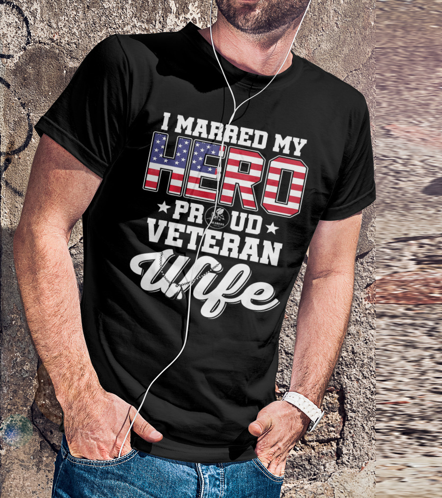 I Married My Hero Proud Veteran Wife US Flag Patriotic Navy Necklace T-Shirt