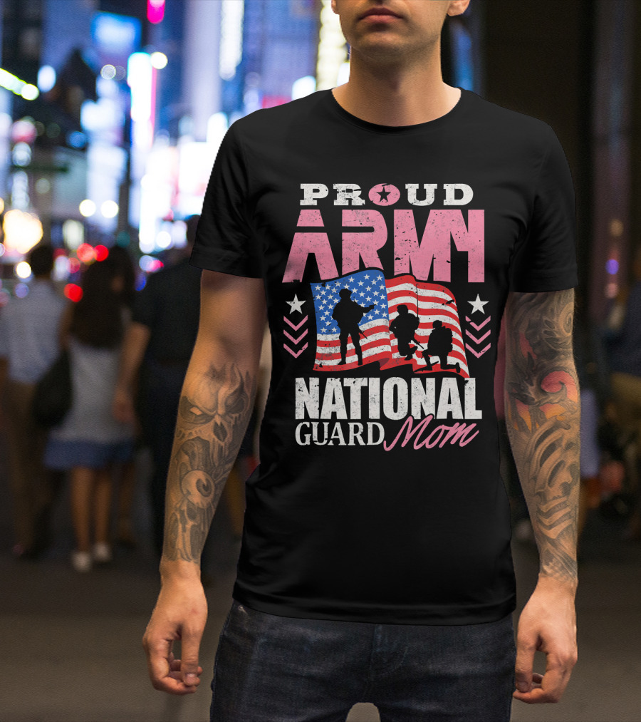 Proud Army National Guard Mom American Flag T-Shirt