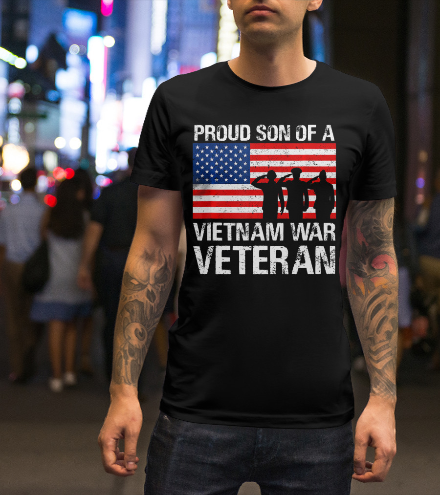 Proud Son Of A Vietnam War Veteran With American Flag And Saluting Soldiers T-Shirt