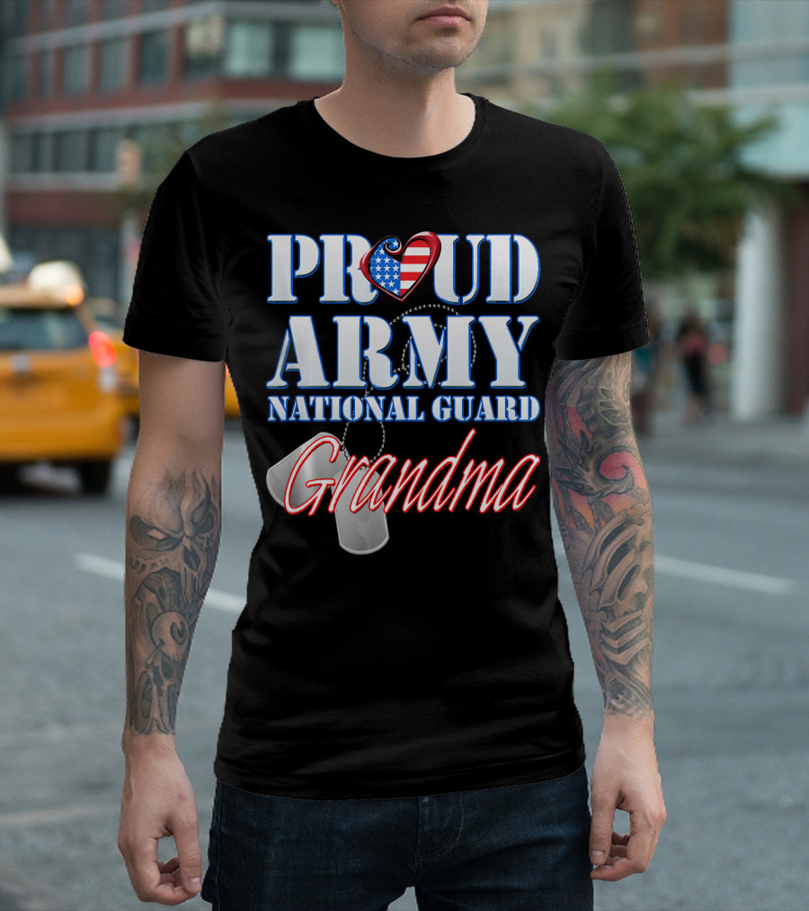 Proud Army National Guard Grandma USA Heart and Dog Tags T-Shirt