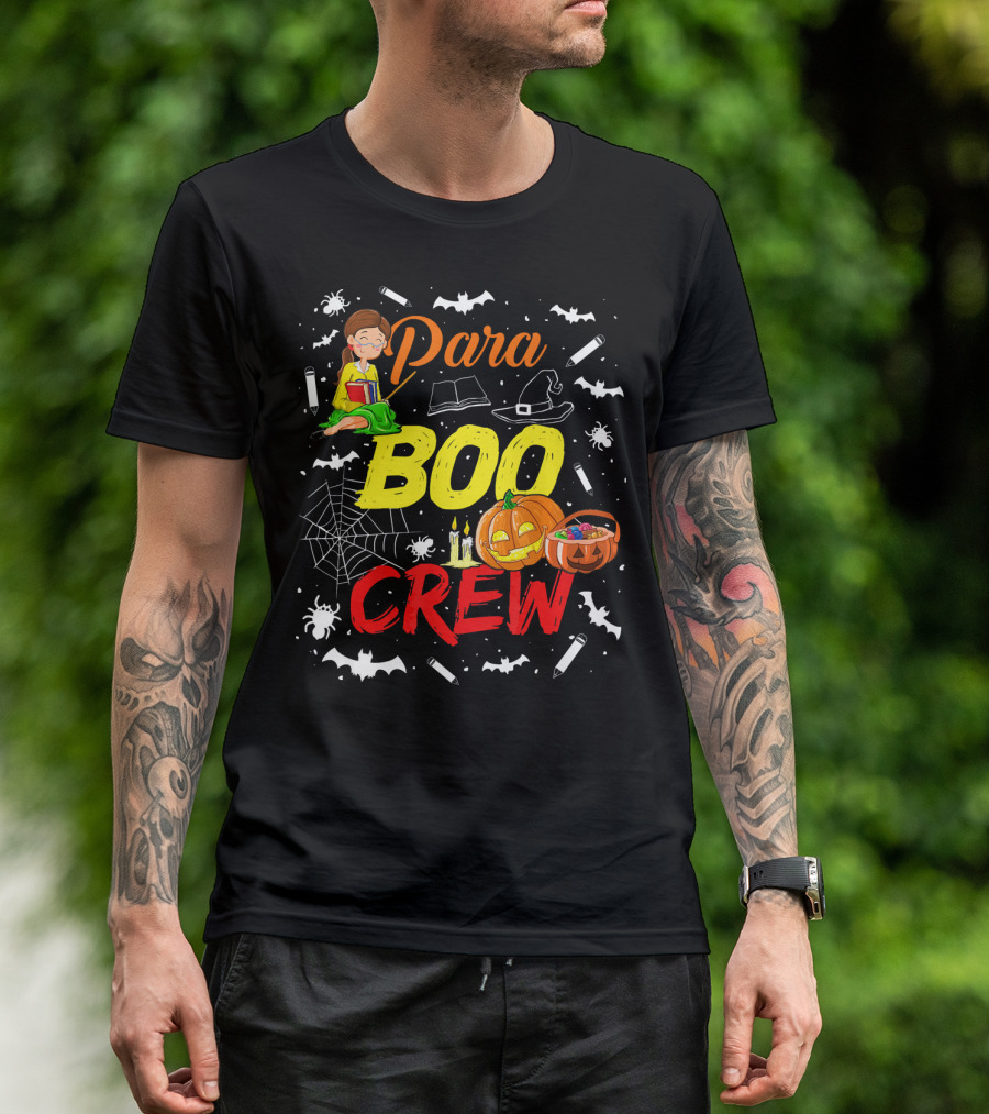 Para Boo Crew Para Squad Halloween Spooky Theme With Pumpkins Candies And Bats T-Shirt