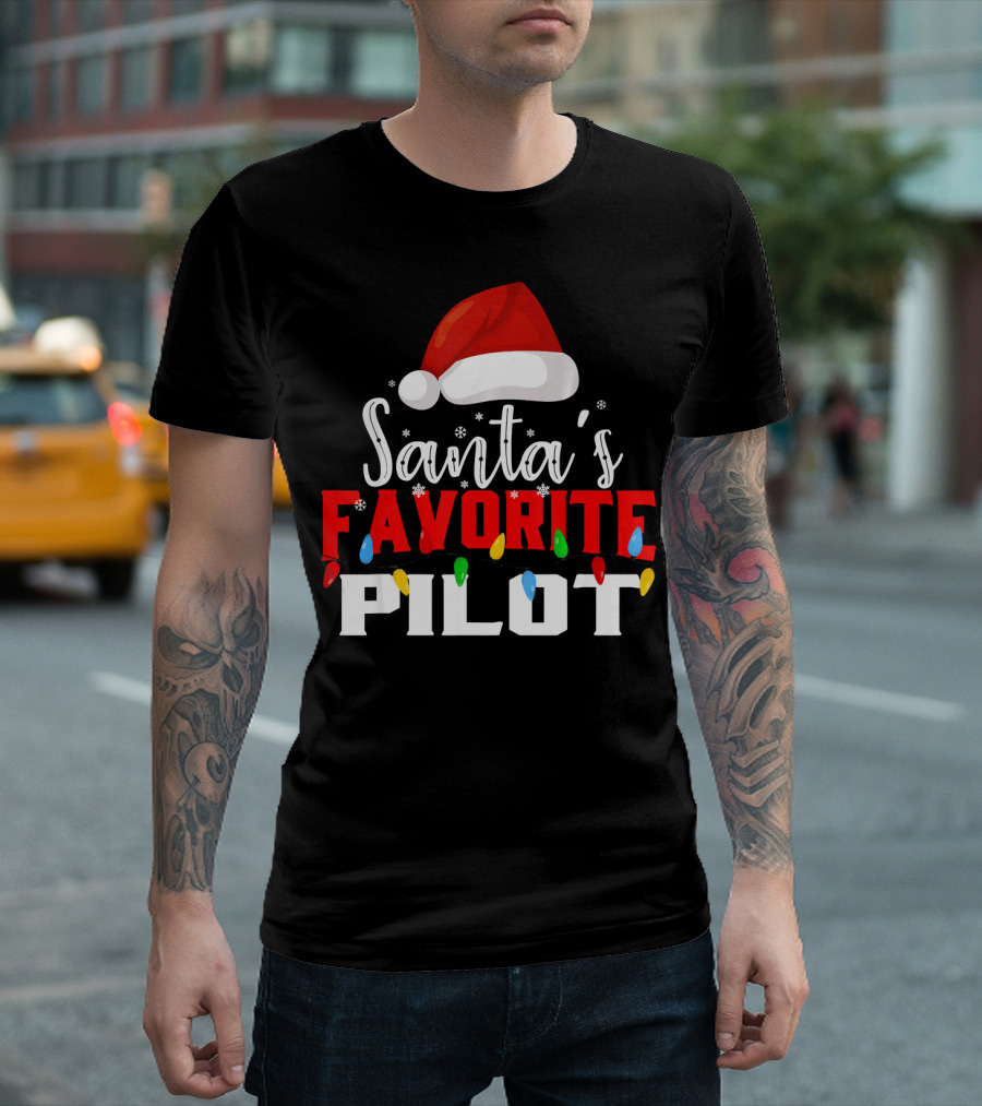 Santa's Favorite Pilot Christmas Hat And String Lights T-Shirt