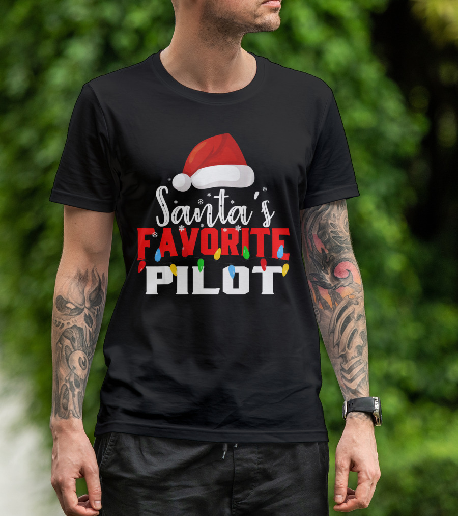 Santa's Favorite Pilot Christmas Hat And String Lights T-Shirt