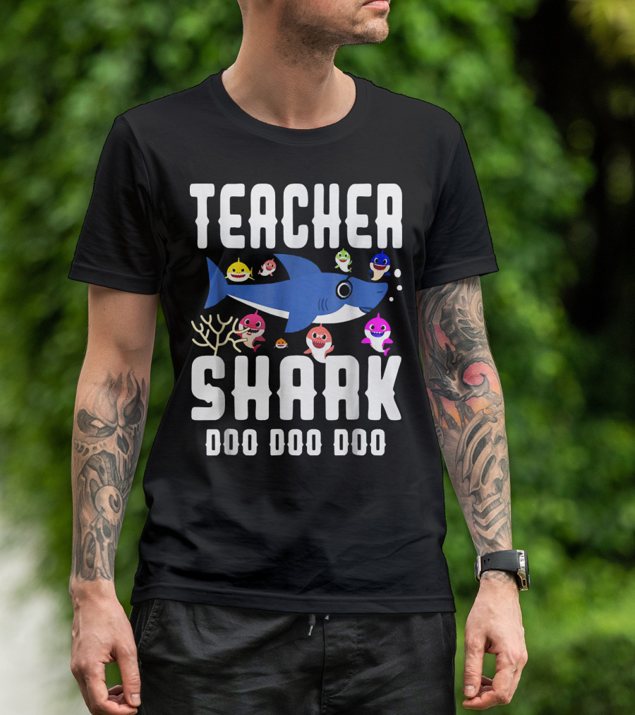 Teacher Shark Doo Doo Doo With Cartoon Sharks And Coral Scene T-Shirt