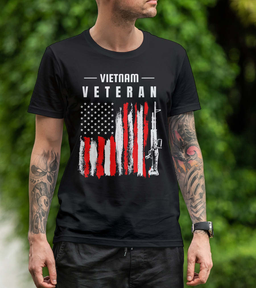VIETNAM VETERAN American Flag Grunge Rifle T-Shirt
