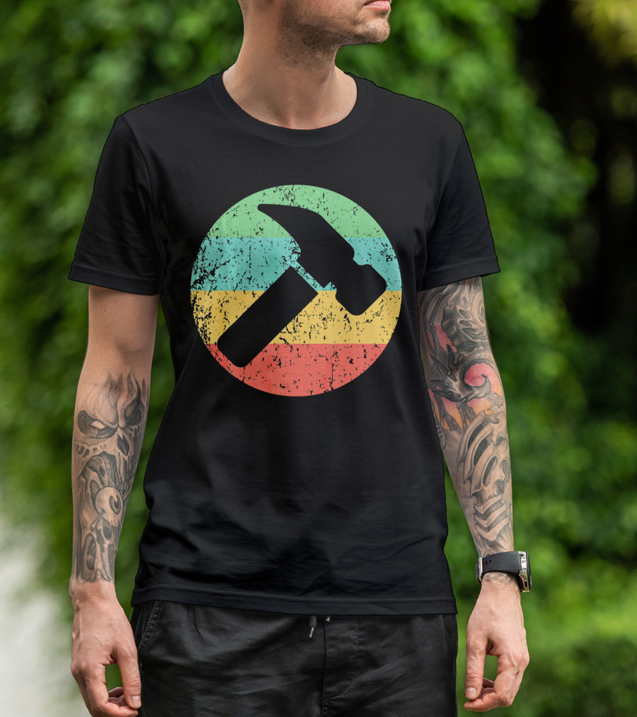 Carpenter Retro Vintage Hammer Circle Distressed Stripes T-Shirt