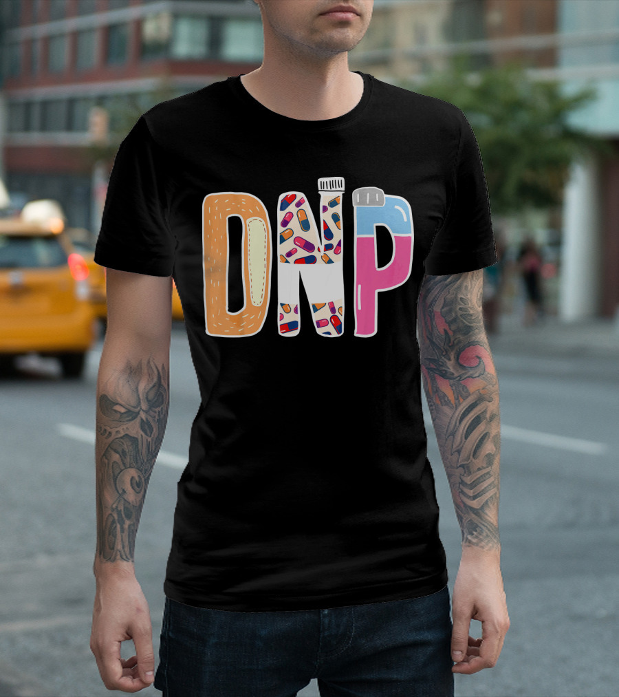 DNP Doctor Of Nursing Practice RN Nurse Pills And Bandage Cup T-Shirt