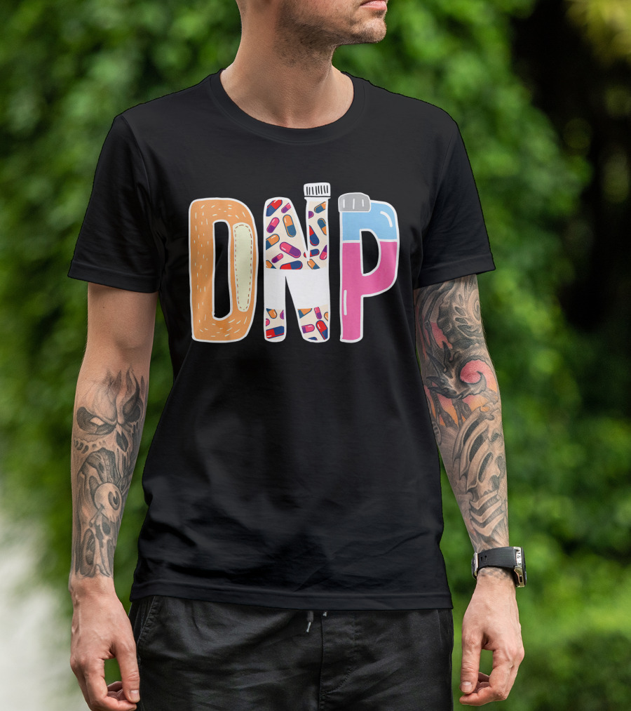 DNP Doctor Of Nursing Practice RN Nurse Pills And Bandage Cup T-Shirt