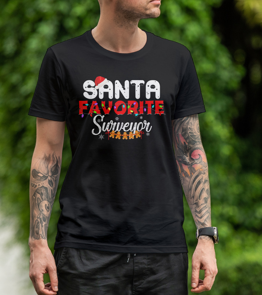 Santa Favorite Surveyor Christmas Lights Gingerbread Santa Hat T-Shirt
