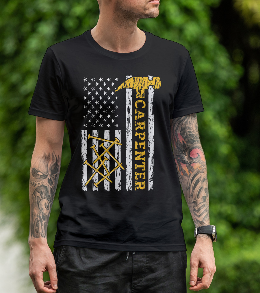 Mens Proud Carpenter Hammer And Nails US Flag Woodworking T-Shirt