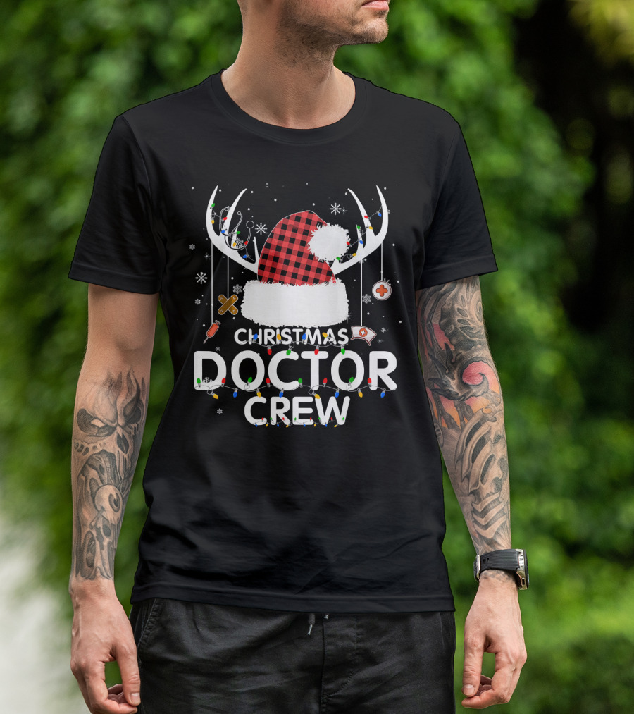 Christmas Doctor Crew Santa Hat Decorations And Medical Icons T-Shirt