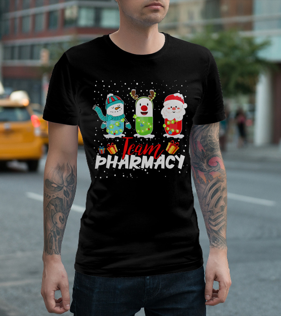 Team Pharmacy Pills Snowman Santa Reindeer Christmas T-Shirt