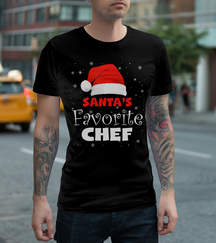 Santa's Favorite Chef Christmas Santa Hat Snowflakes T-Shirt