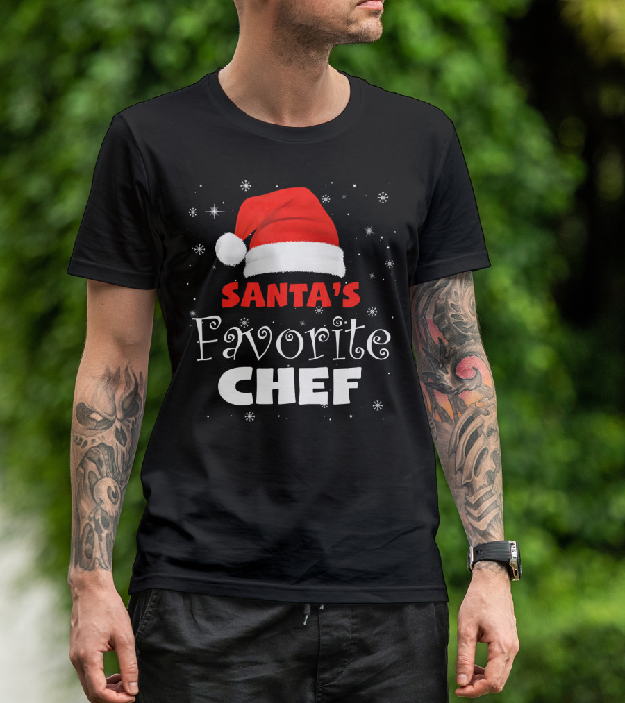 Santa's Favorite Chef Christmas Santa Hat Snowflakes T-Shirt