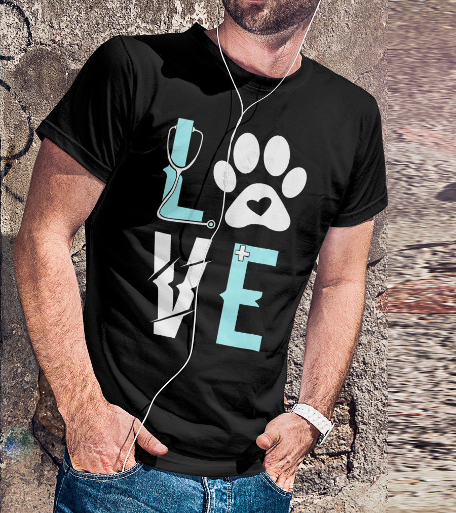 LOVE Veterinarian Animal Doc Paw Heart Stethoscope Cross T-Shirt