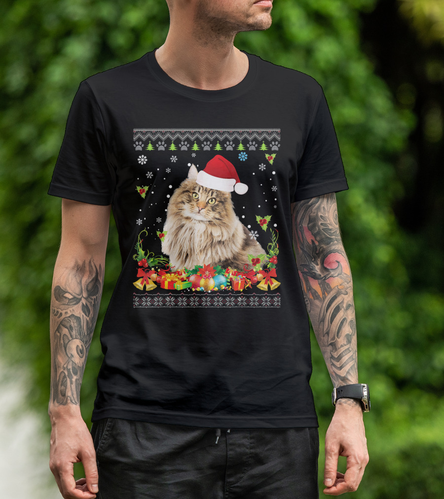 Merry Christmas Norwegian Forest Cat Santa Hat Snowflakes Gifts T-Shirt