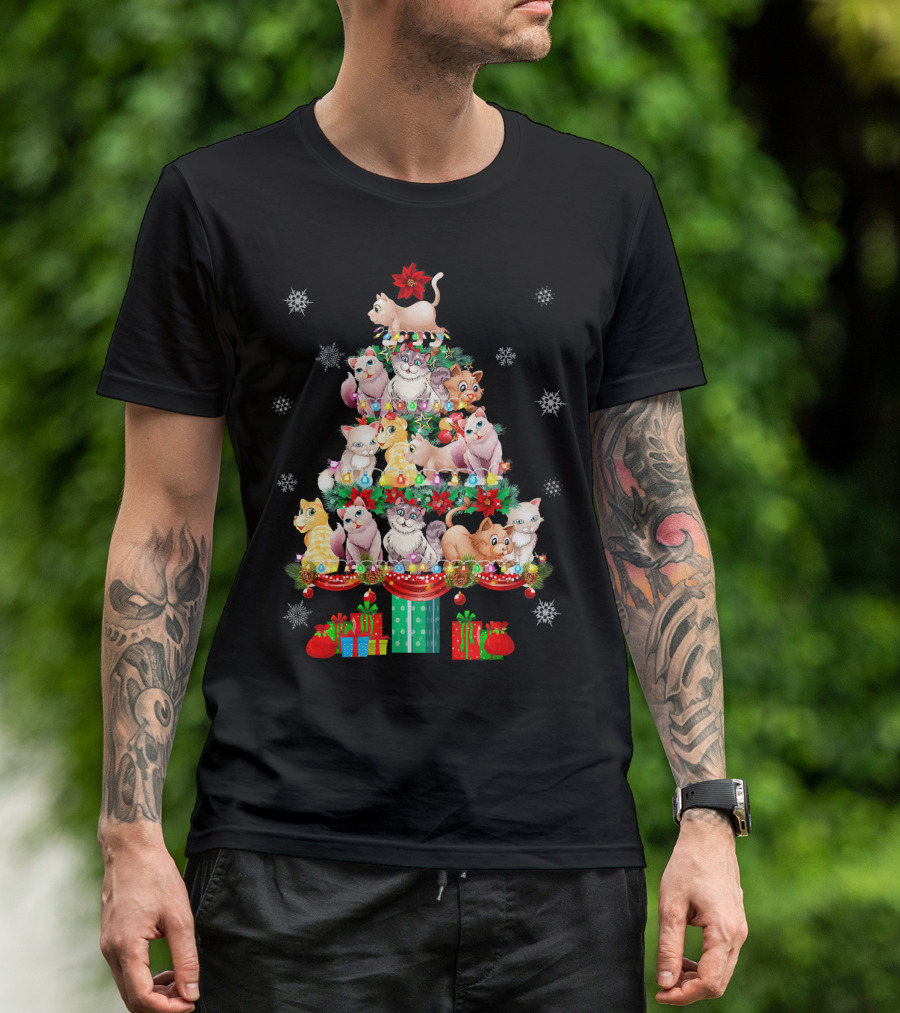 Cool Cat Christmas Light Kitten Xmas Tree With Snowflakes And Presents T-Shirt