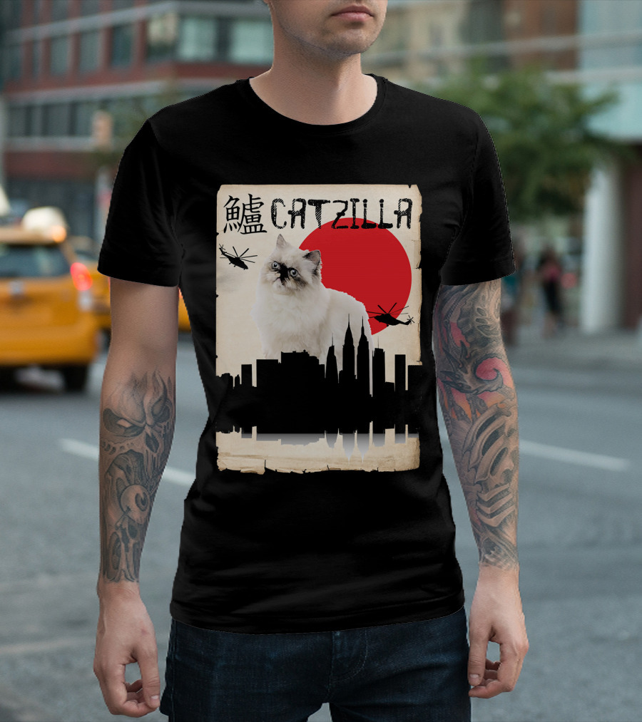 Himalayan Catzilla Skyline Red Sun Helicopters Japanese Text T-Shirt