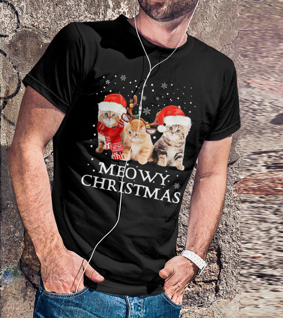 Meowy Christmas Kitten Cats In Santa Hats With Snowflakes T-Shirt