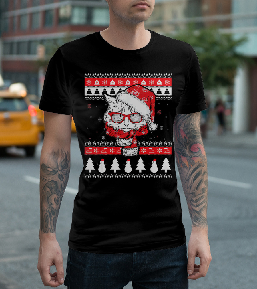 Maine Coon Cat Ugly Xmas Funny Pet Christmas Santa Hat Snowman Trees T-Shirt