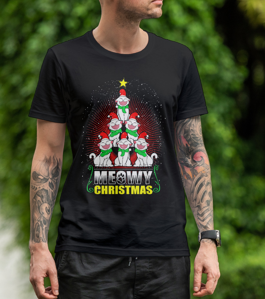 Meowy Christmas Cats In Santa Hats Holiday Tree T-Shirt