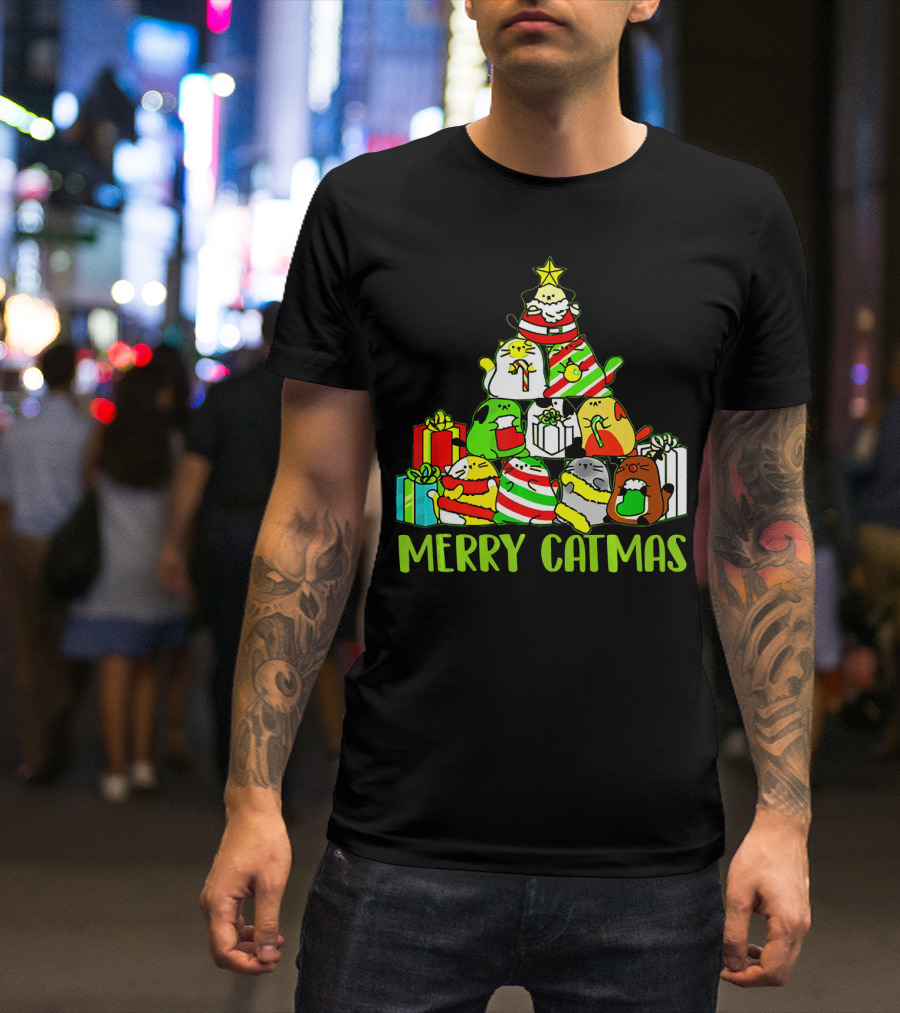 Merry Catmas Christmas Tree Cats And Gifts T-Shirt