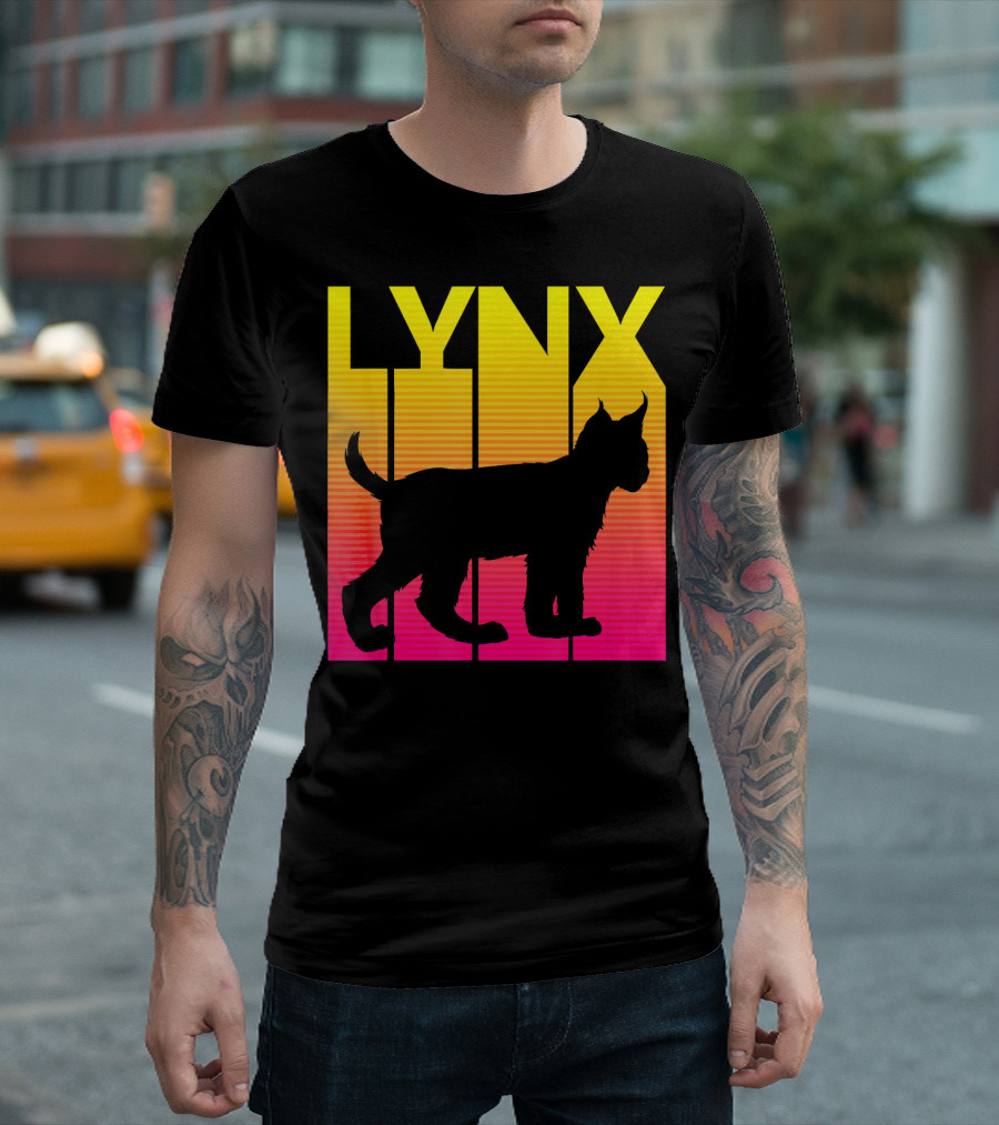 LYNX Silhouette Retro Spooky Lynx Cat T-Shirt