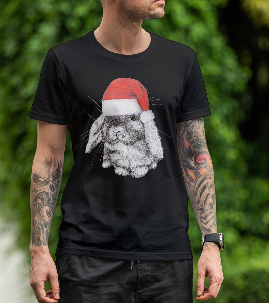Cute Lop Eared Bunny Rabbit In Santa Hat T-Shirt