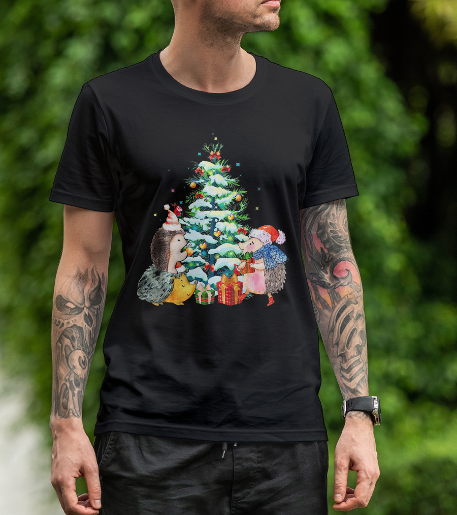 Christmas Hedgehog Cheer Gathering Around Festive Christmas Tree T-Shirt