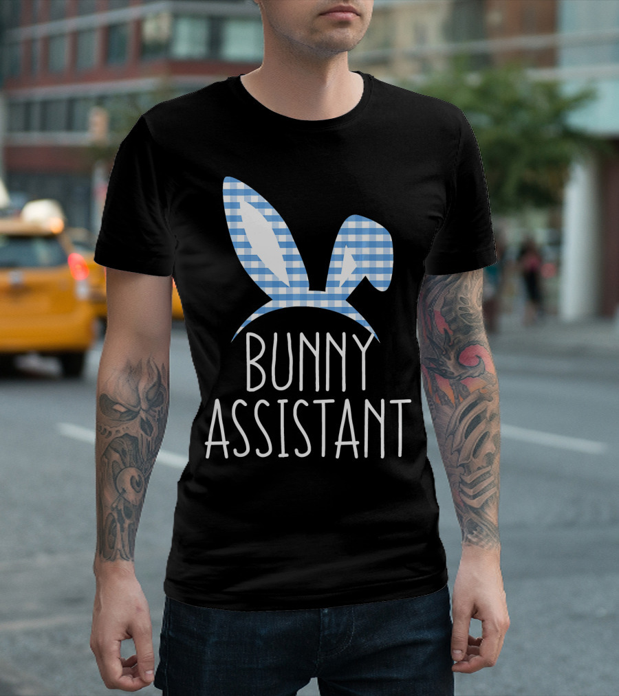 Bunny Assistant Gingham Check Ears T-Shirt